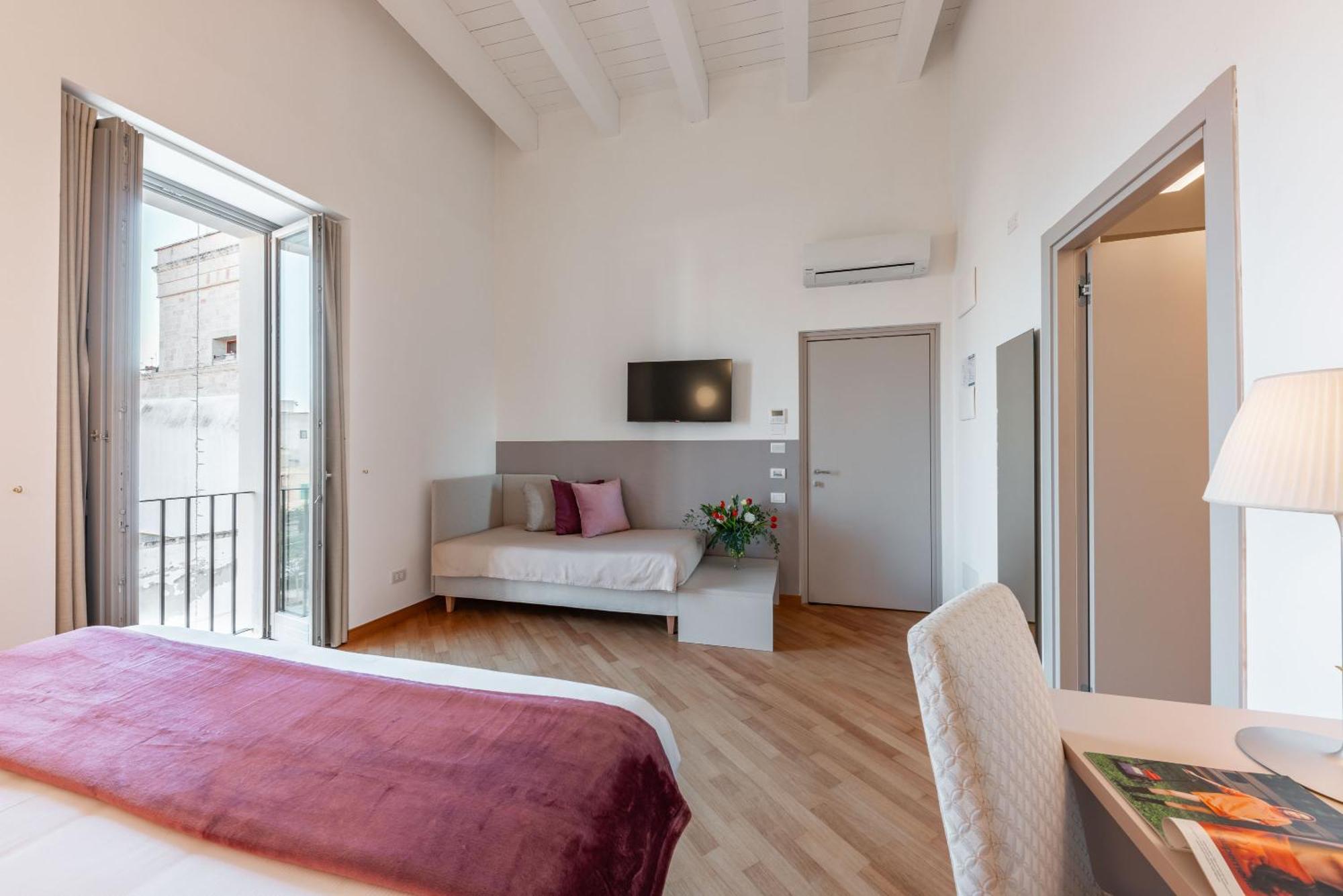 Palazzo Indelli Hotel Монополи Екстериор снимка