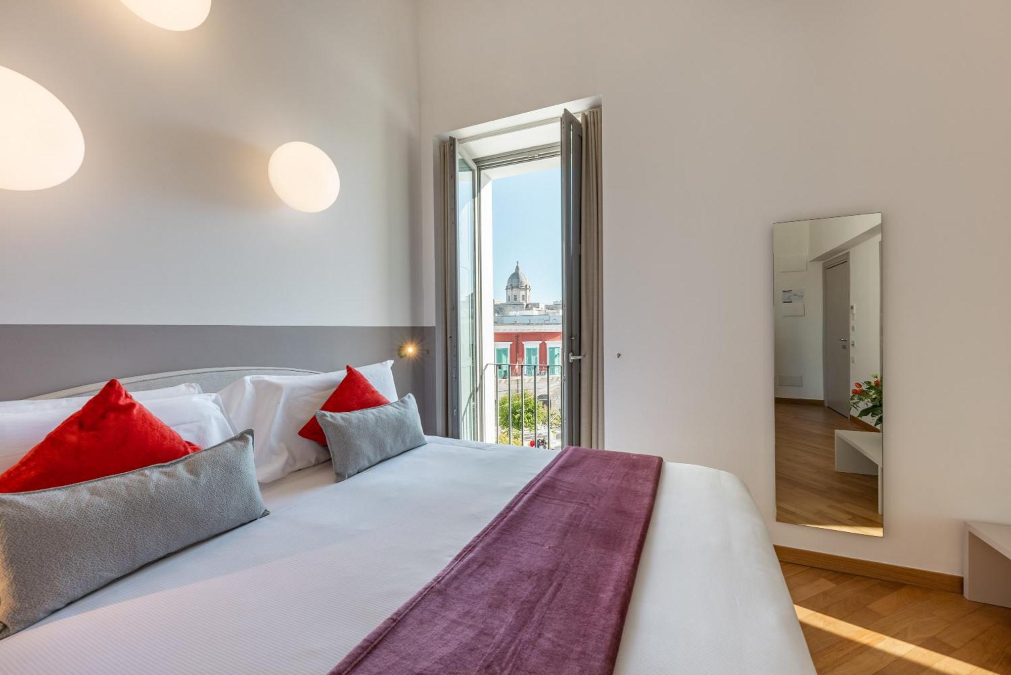 Palazzo Indelli Hotel Монополи Екстериор снимка