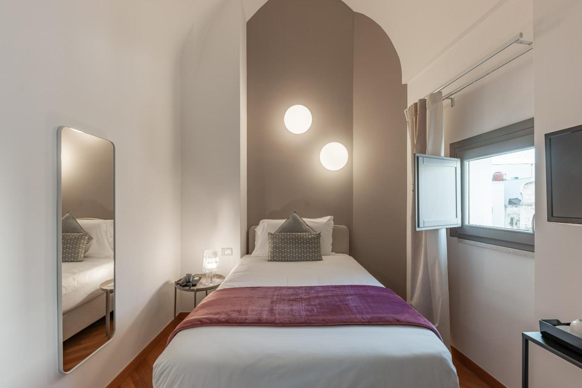 Palazzo Indelli Hotel Монополи Екстериор снимка